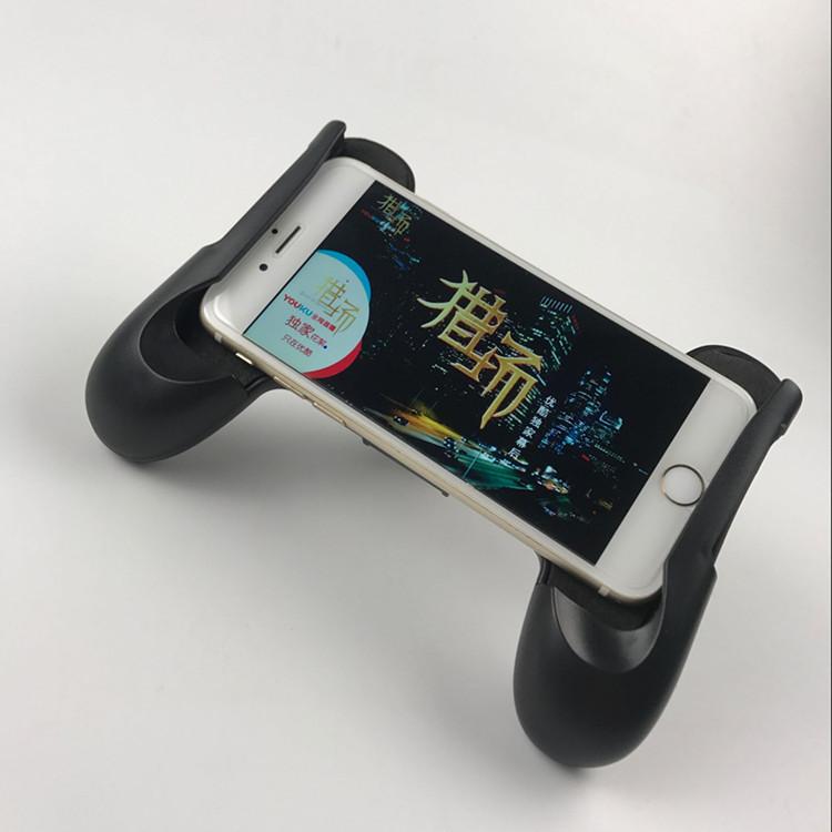 Tay cầm chơi game có giá đỡ