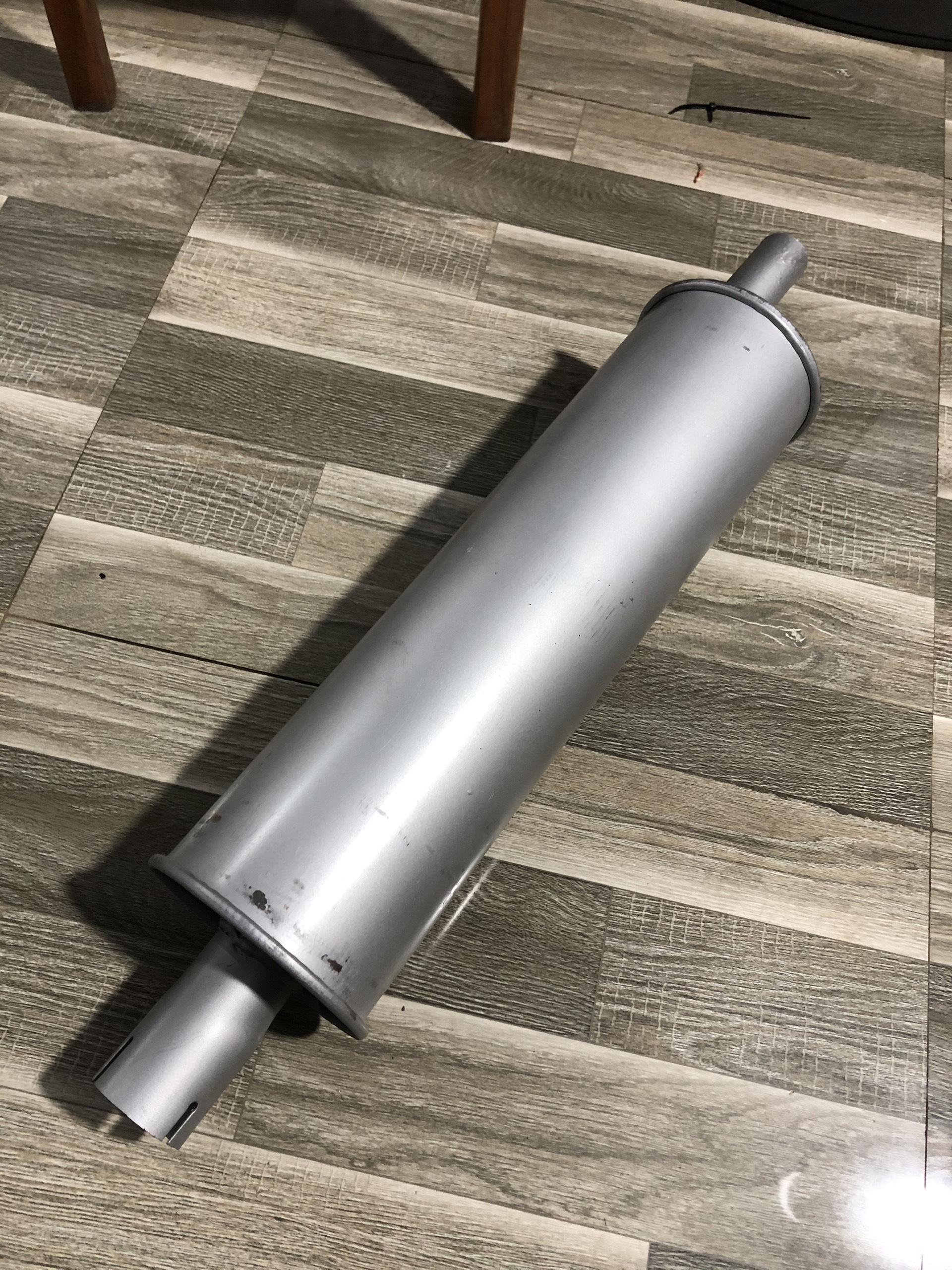 Sản phẩm gia đình làm: Ống xả BJ130/490 không tai