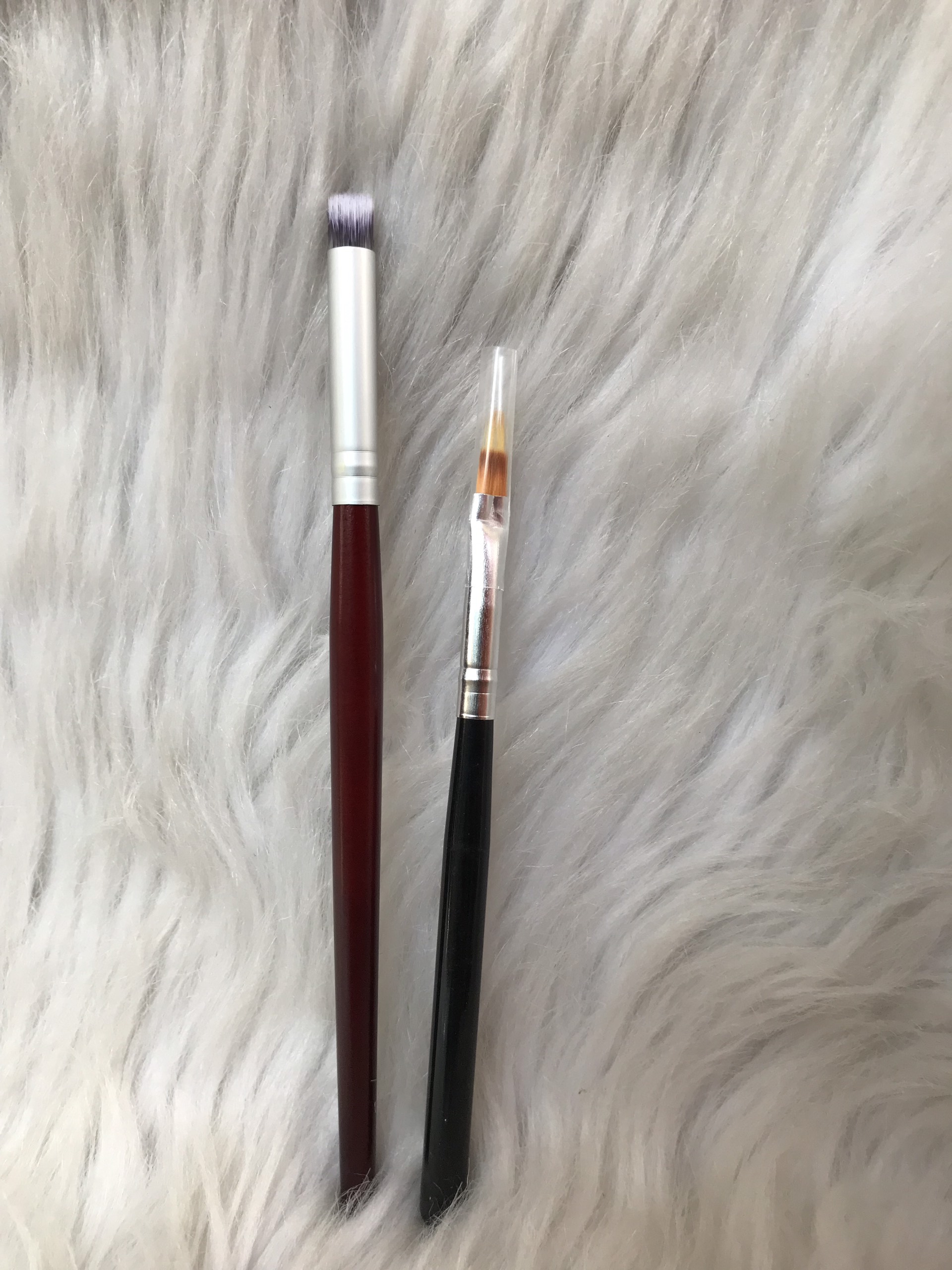 Cọ ombre cán gỗ