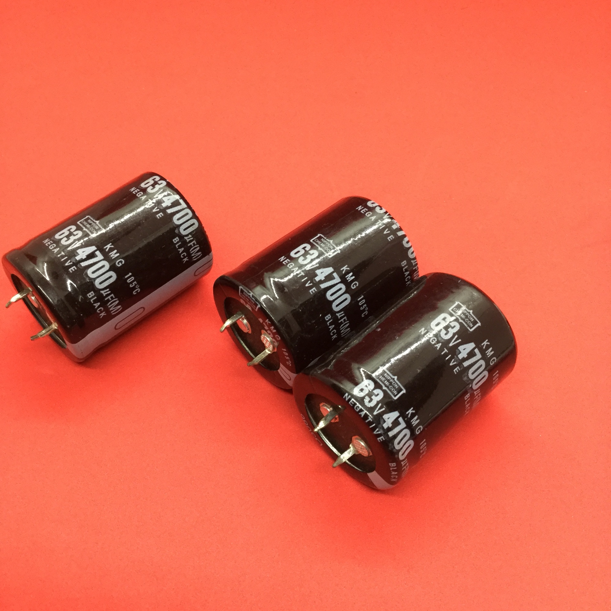 Tụ hoá 4700uf-63 v