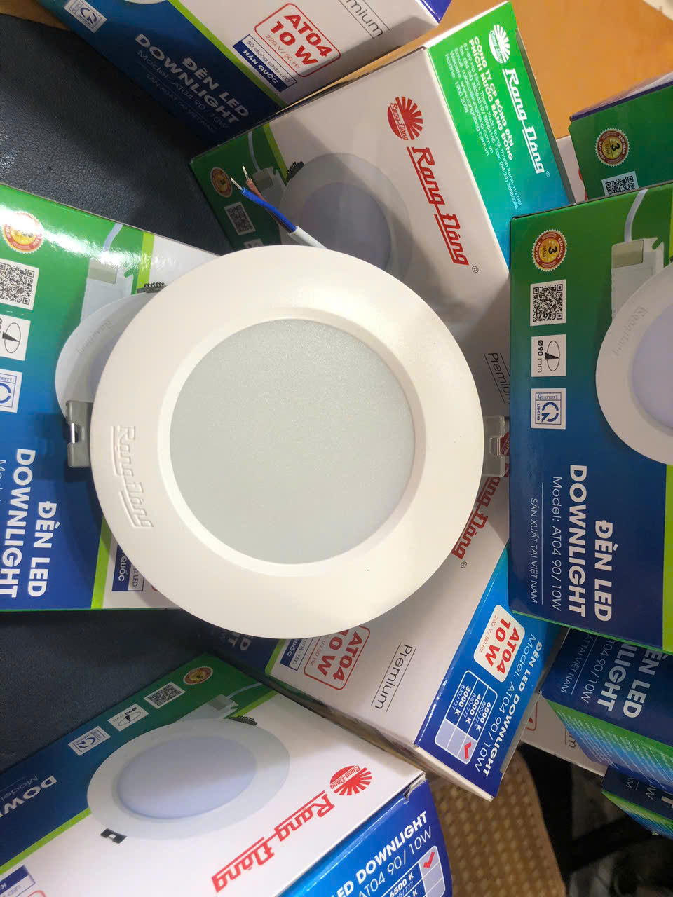 Đèn Led Downlight AT04 90/10W Rạng Đông
