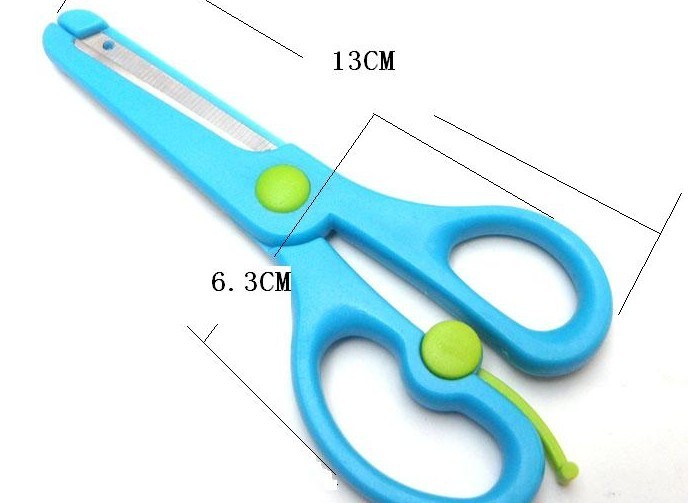 Kéo tập cắt an toàn cho bé
