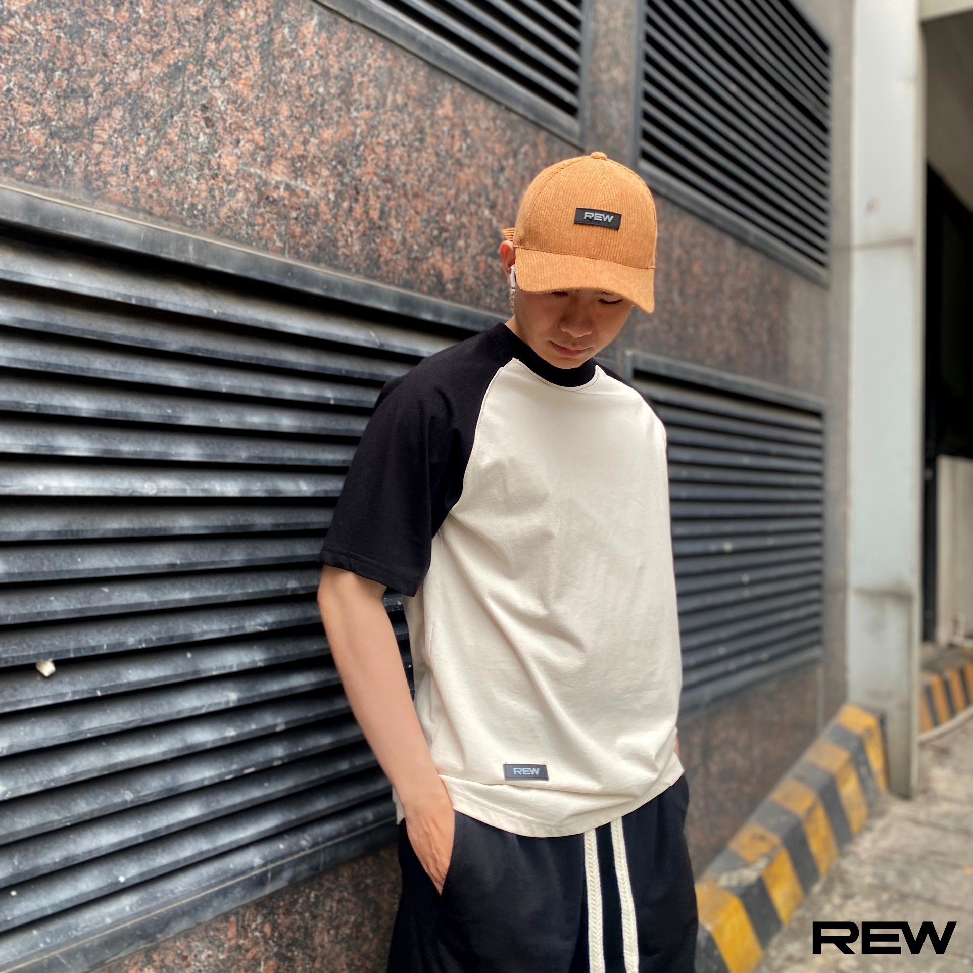 Áo Phông raglan trơn REW cotton 100% 250gsm dày dặn basic form rộng oversize