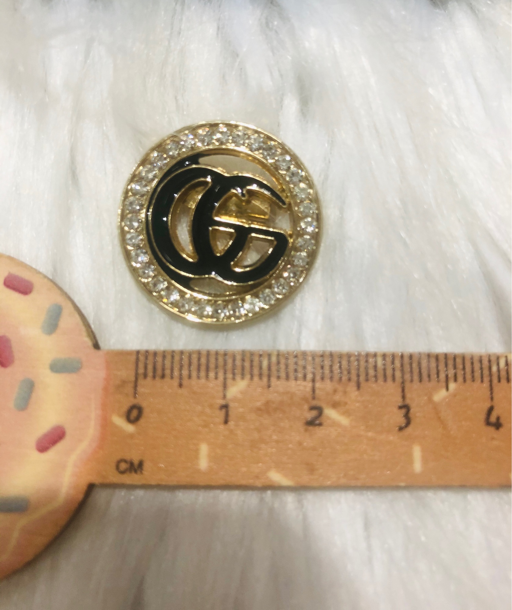 [HCM]Cài áo tròn phối logo. KT 25 x 25cm