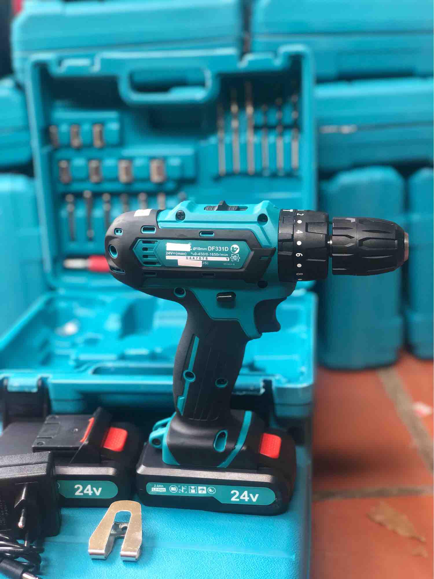 Khoan pin MKT 24v có búa(có đồ)