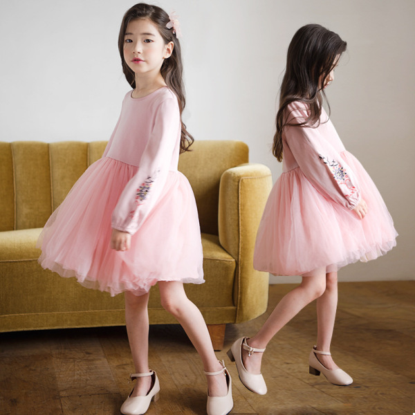 Nơi bán Váy hồng dài tay thu đông V38 dành cho bé gái