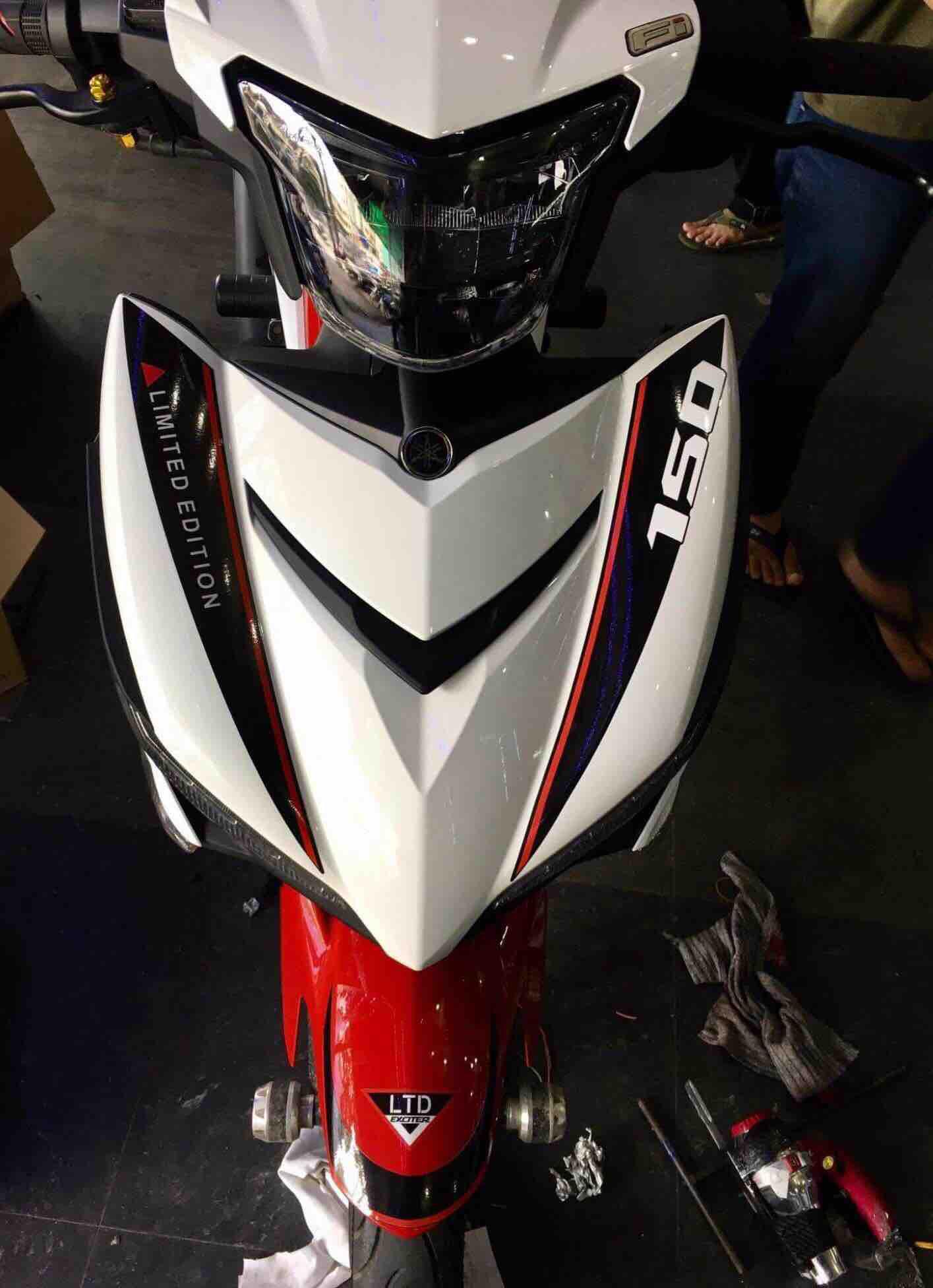Tem rời ex 150 LTĐ trắng đỏ