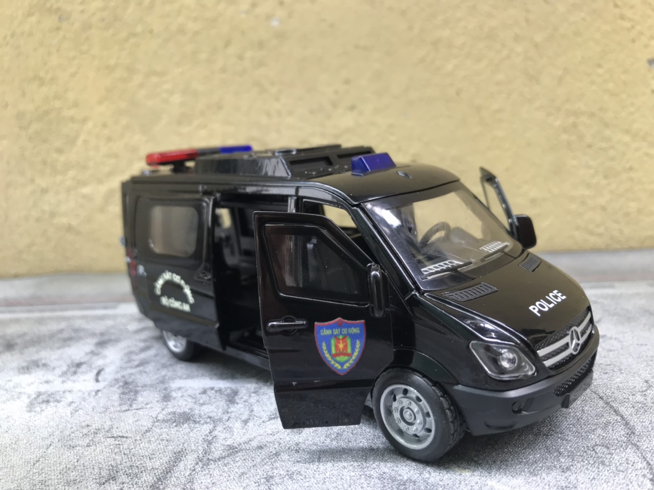 [HCM]Mô hình xe Police 110 1:32