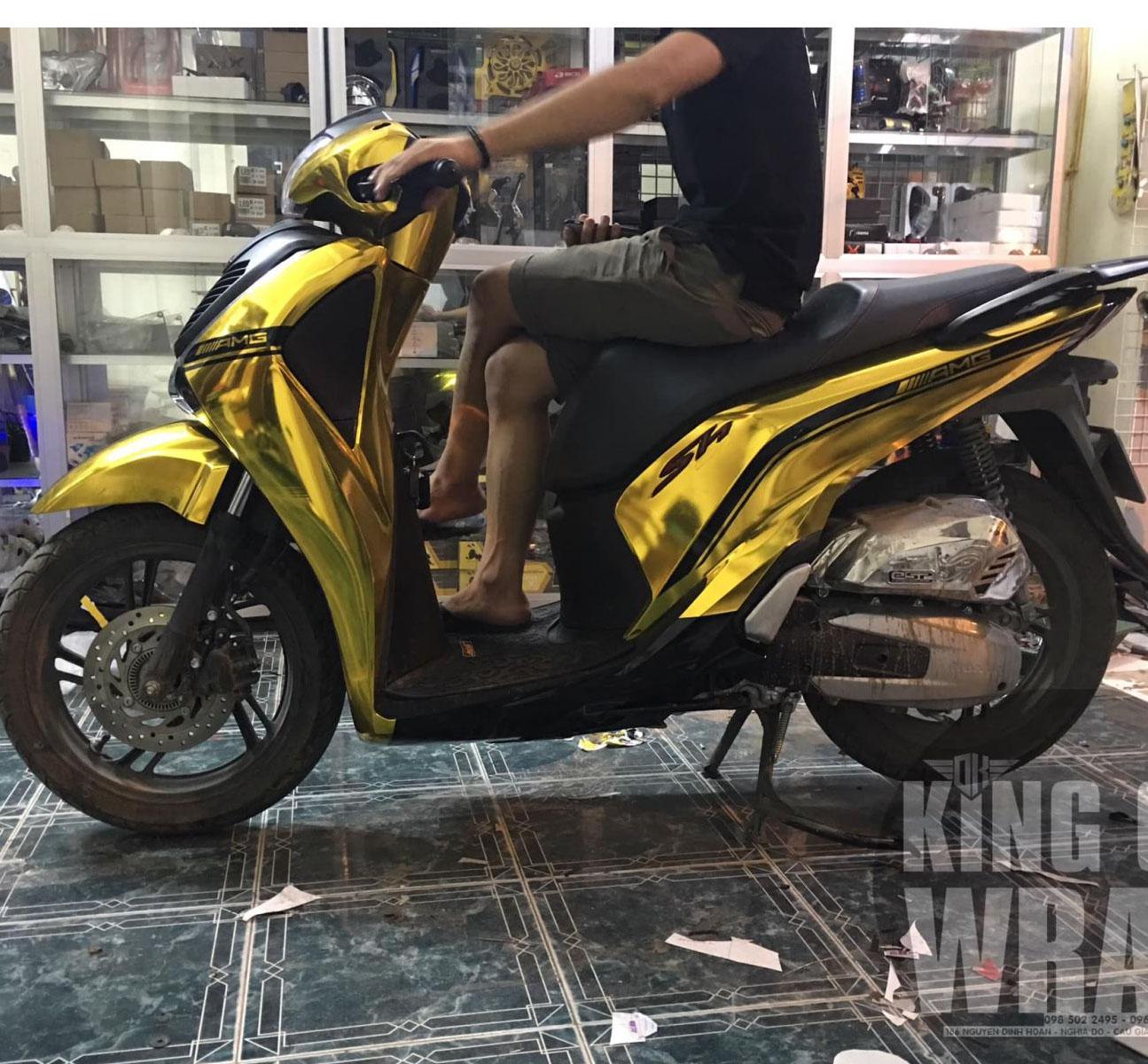 Tem AMG dán xe SH màu vàng đen