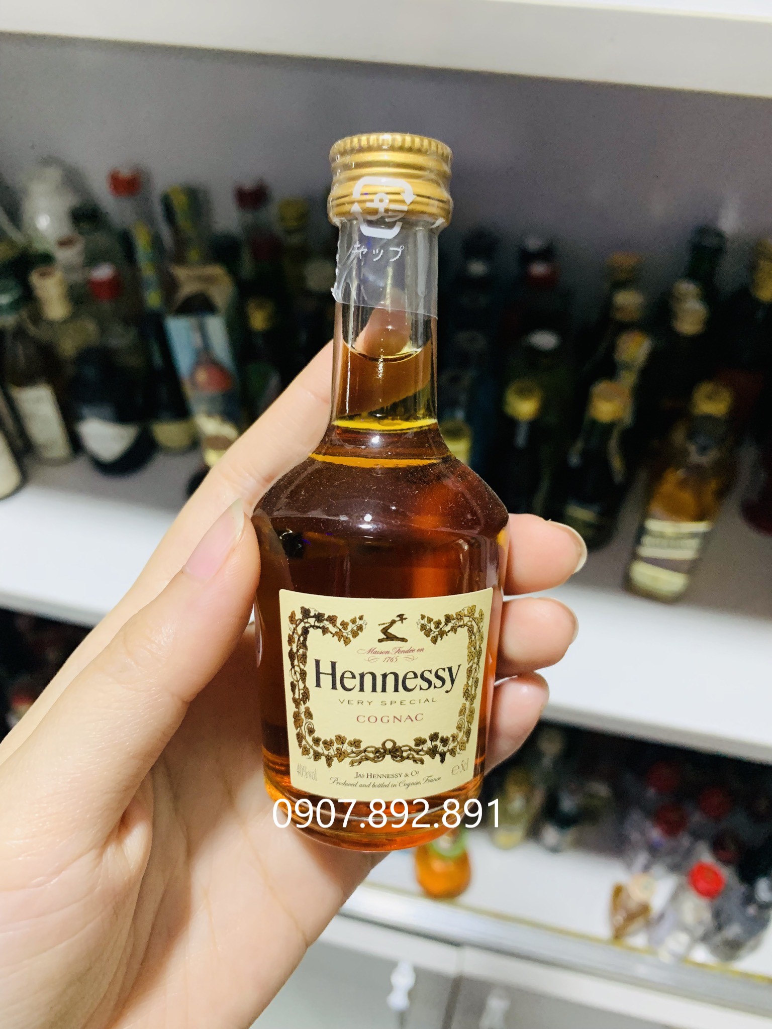 HEN NESSY MINI 30ML - 50ML