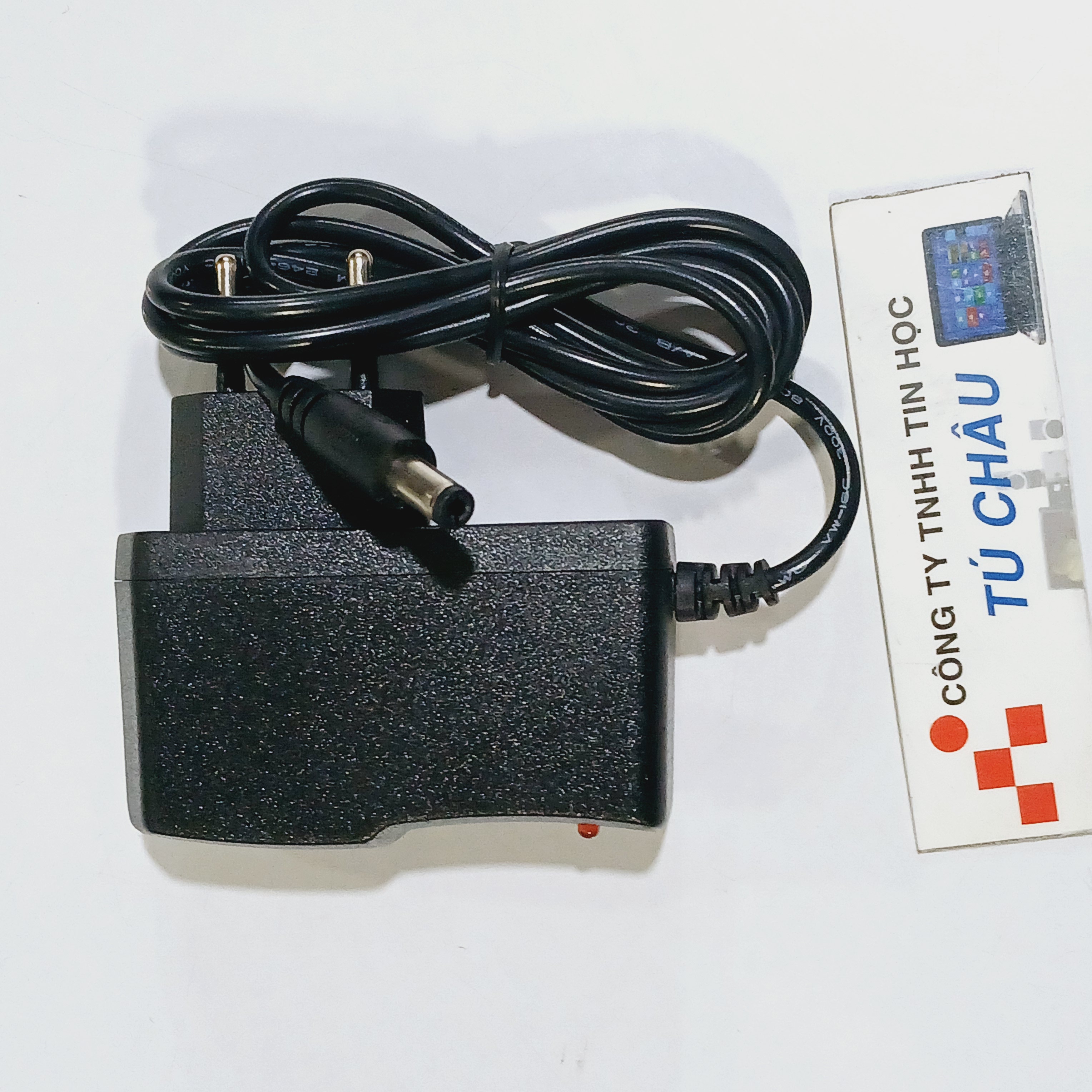 Adapter DC 10V - 1A (Đầu cắm 5.5mm X 2.1mm)