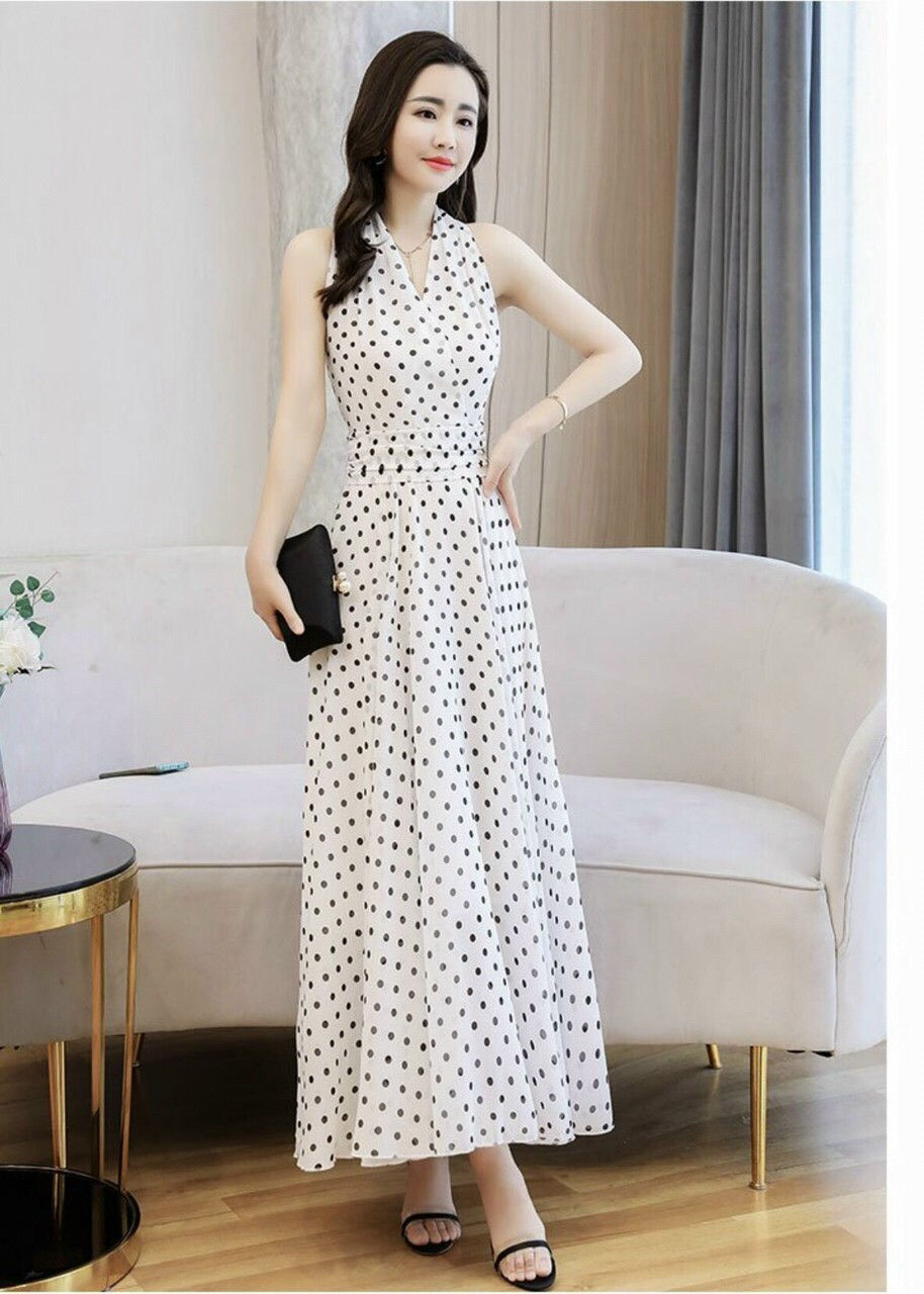 ĐẦM MAXI CHẤM BI CỔ V