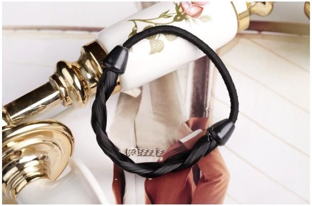 Cột tóc thắt bím Hàn Quốc, phong cách trẻ trung, xinh xắn