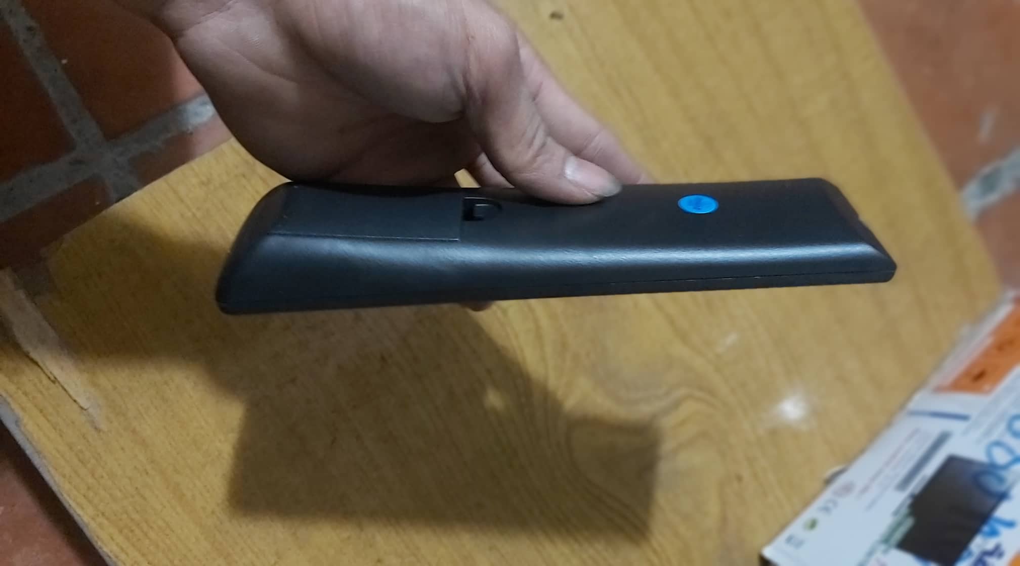 remote ti vi asanzo dày