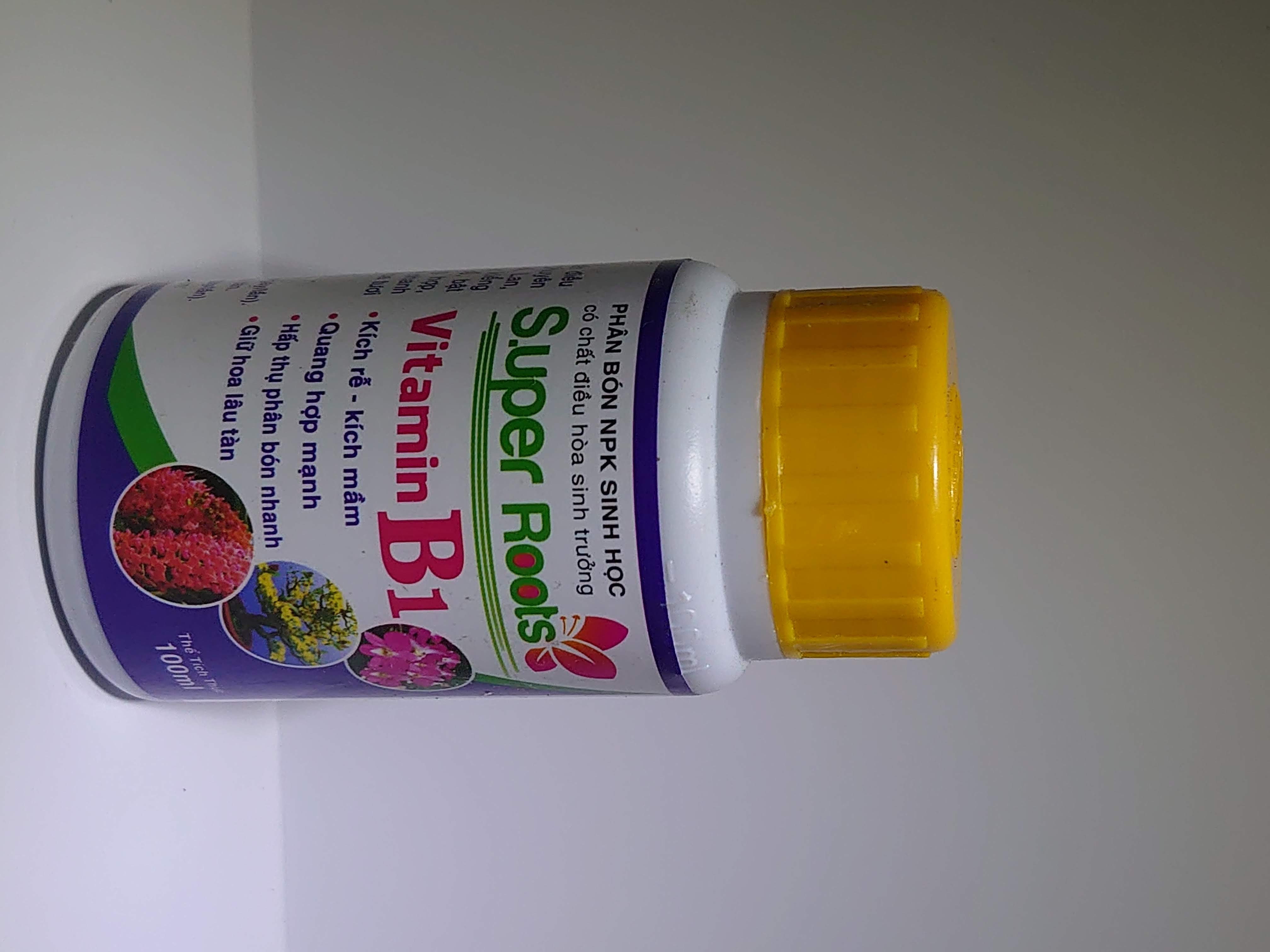 Phân bón NPK sinh học Super Roots Vitamin B1. Lọ 100ml