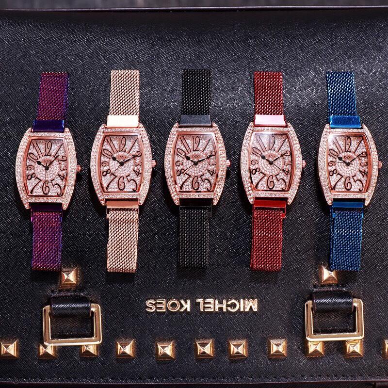 Đồng hồ thời trang nữ DZG dây lưới nam châm đính đá V298