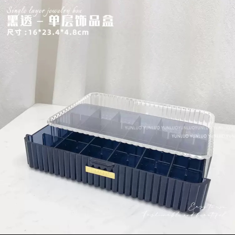 Khay nhựa đựng charm, phụ kiện trang trí móng 1 - mini nails