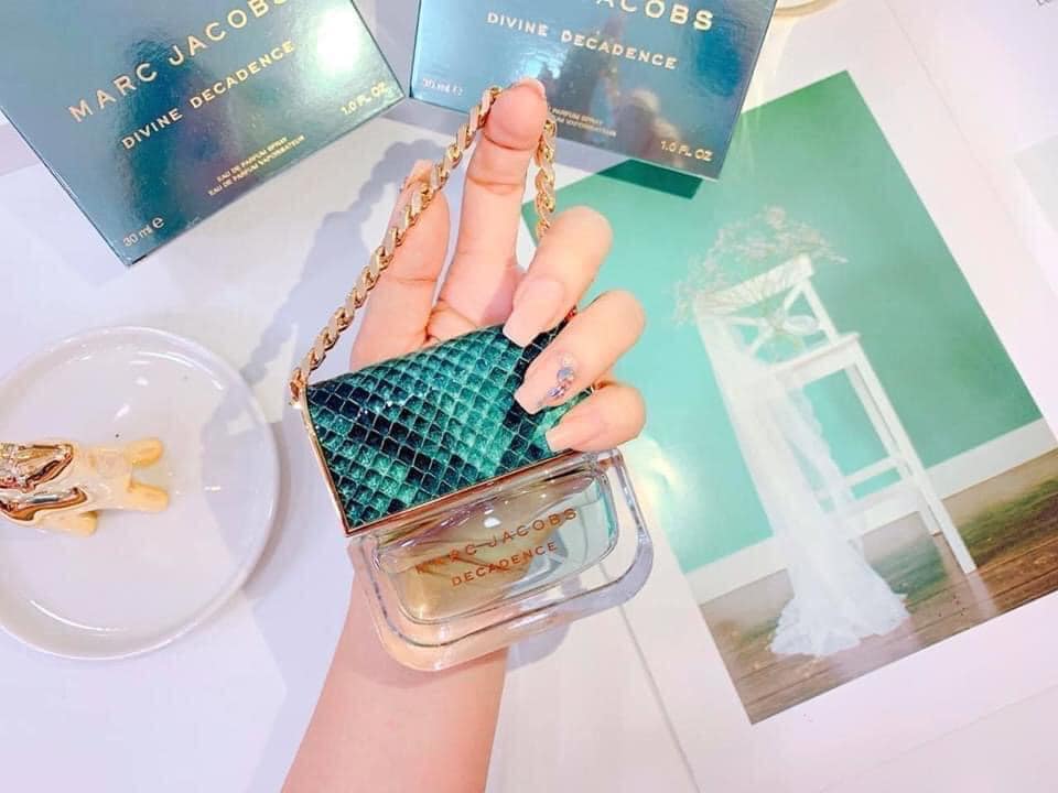 Nước hoa nữ MARC JACOBS Decadence EDP 30ml