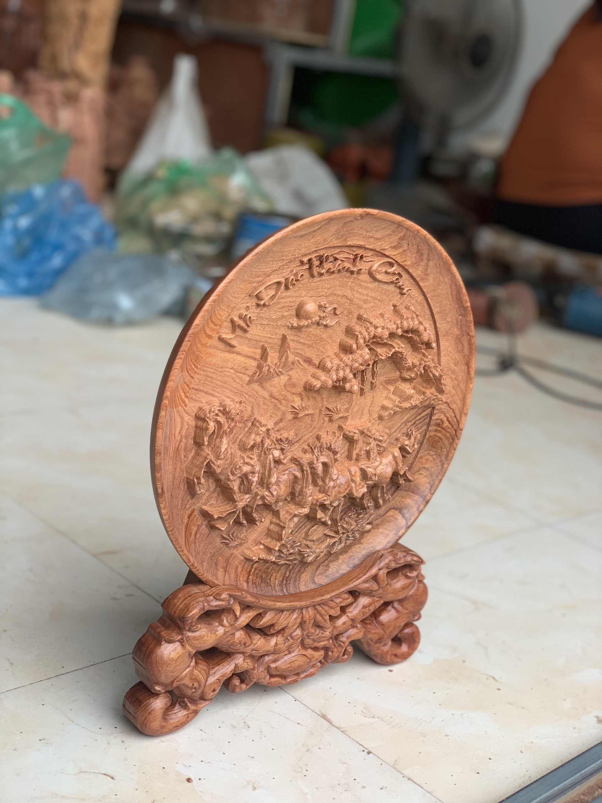 Tranh Đĩa Gỗ (Mẫu Mã Đáo Thành Công ) Siêu Vân Đường Kính 30