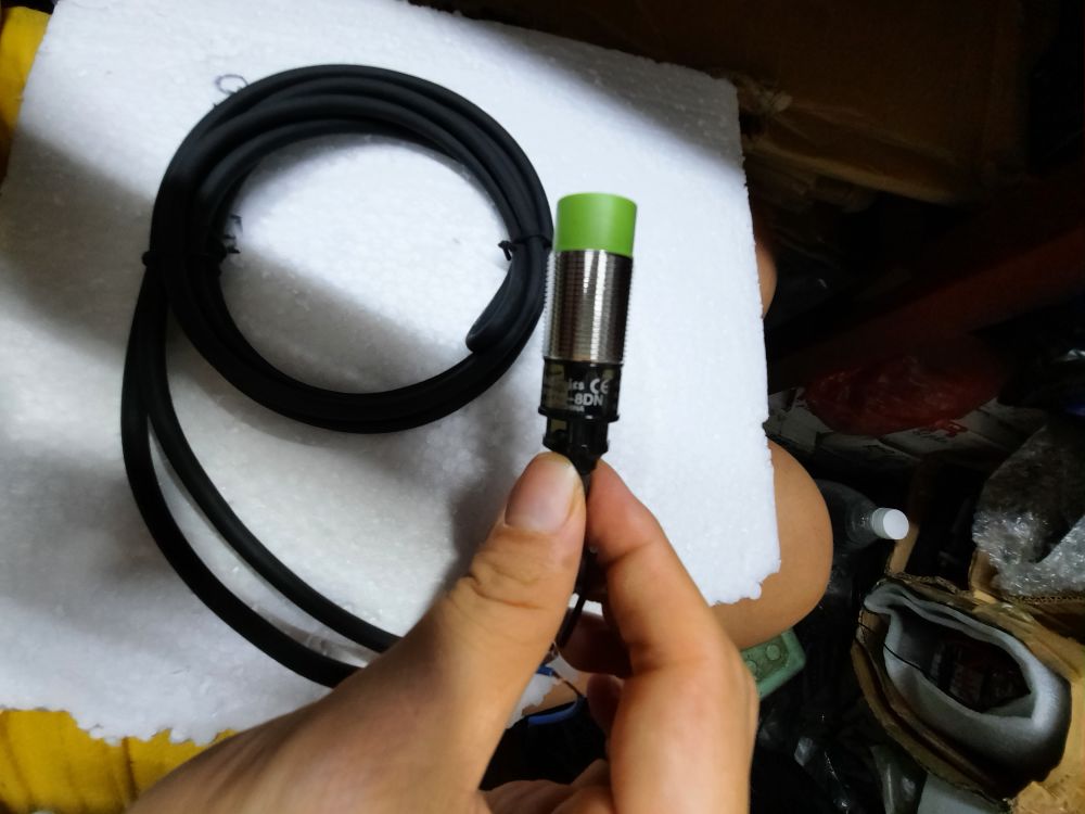 Cảm Biến Điện Dung 3 dây PR18 -8DN
