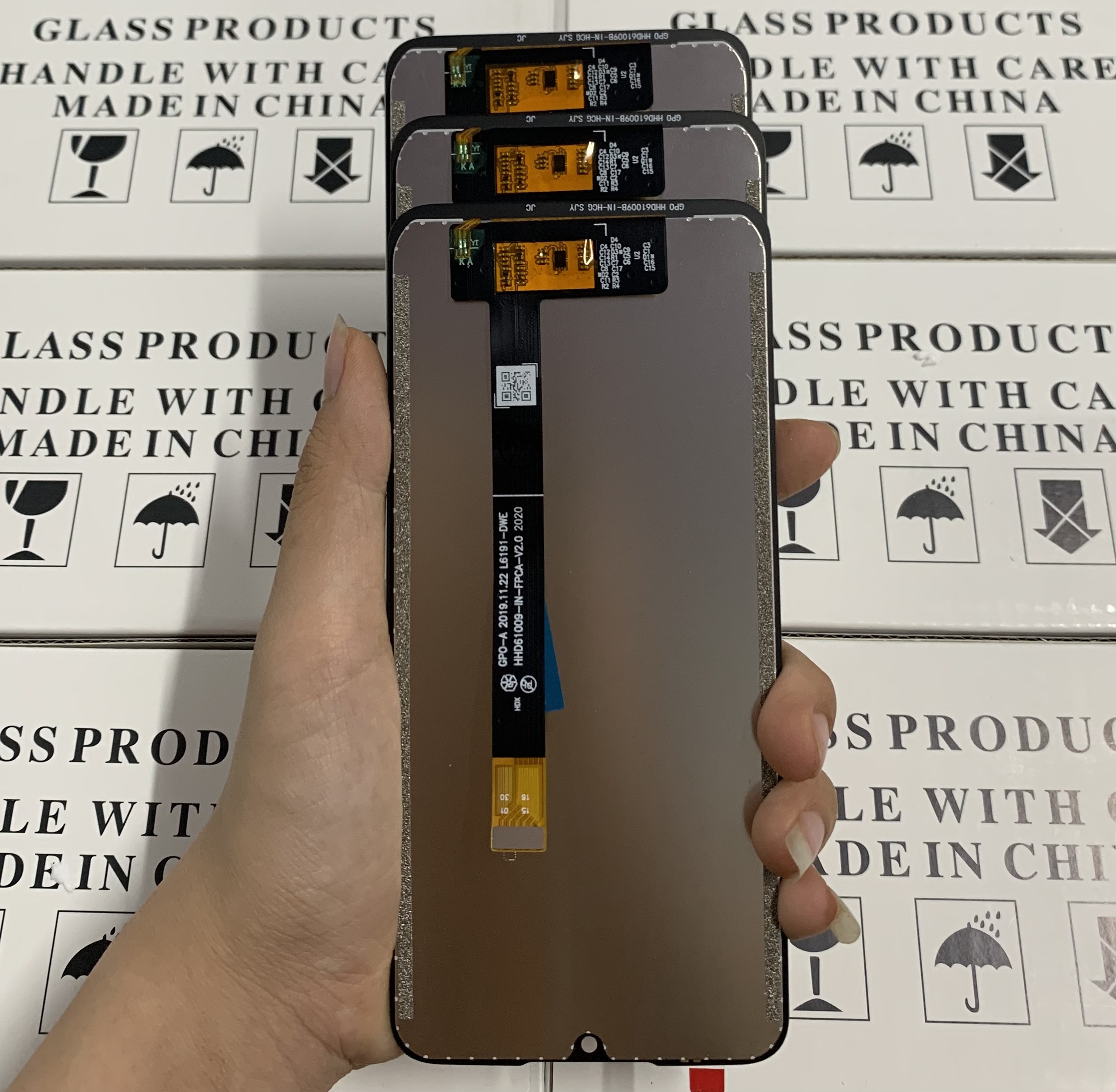 New vsmart Star 4 screen display in black set