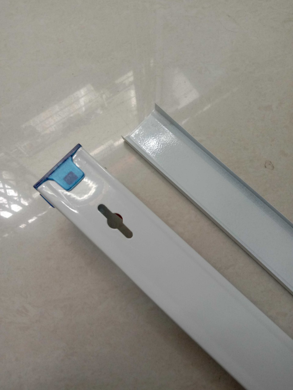 Máng dùng cho đèn led T8