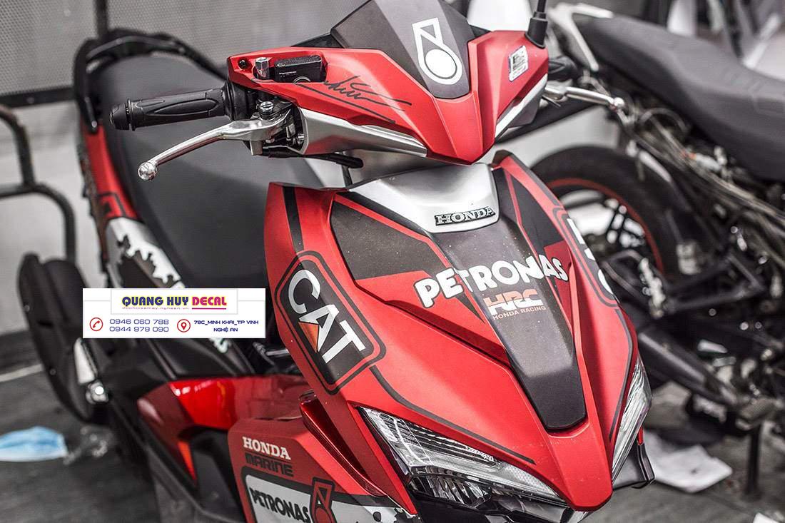 Tem trùm Air Blade đỏ đen Petronas - Độ dán team trùm decal xe máy Air Blade đỏ đen Petronas - Team trùm decal xe máy Air Blade rẻ đẹp và chất