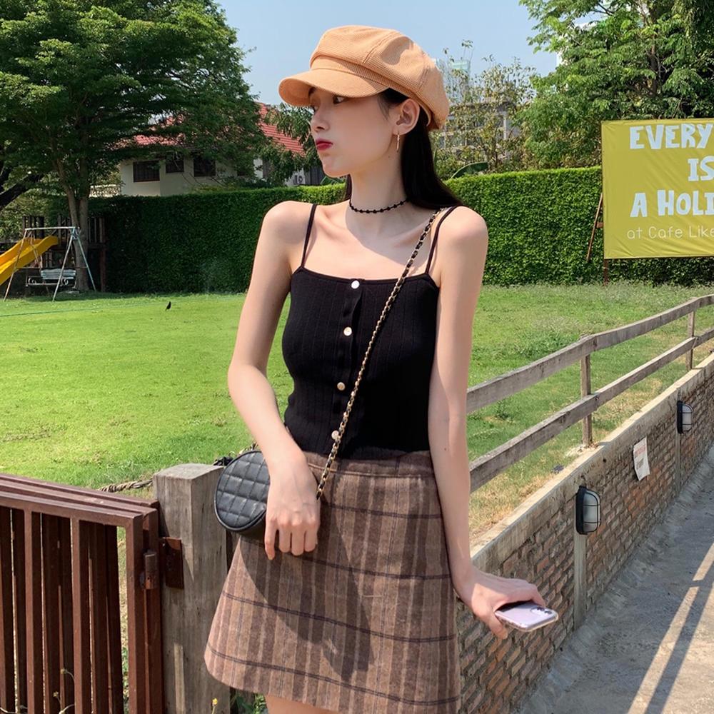 [HCM]Áo Hai Dây Cổ Vuông Đính Nút