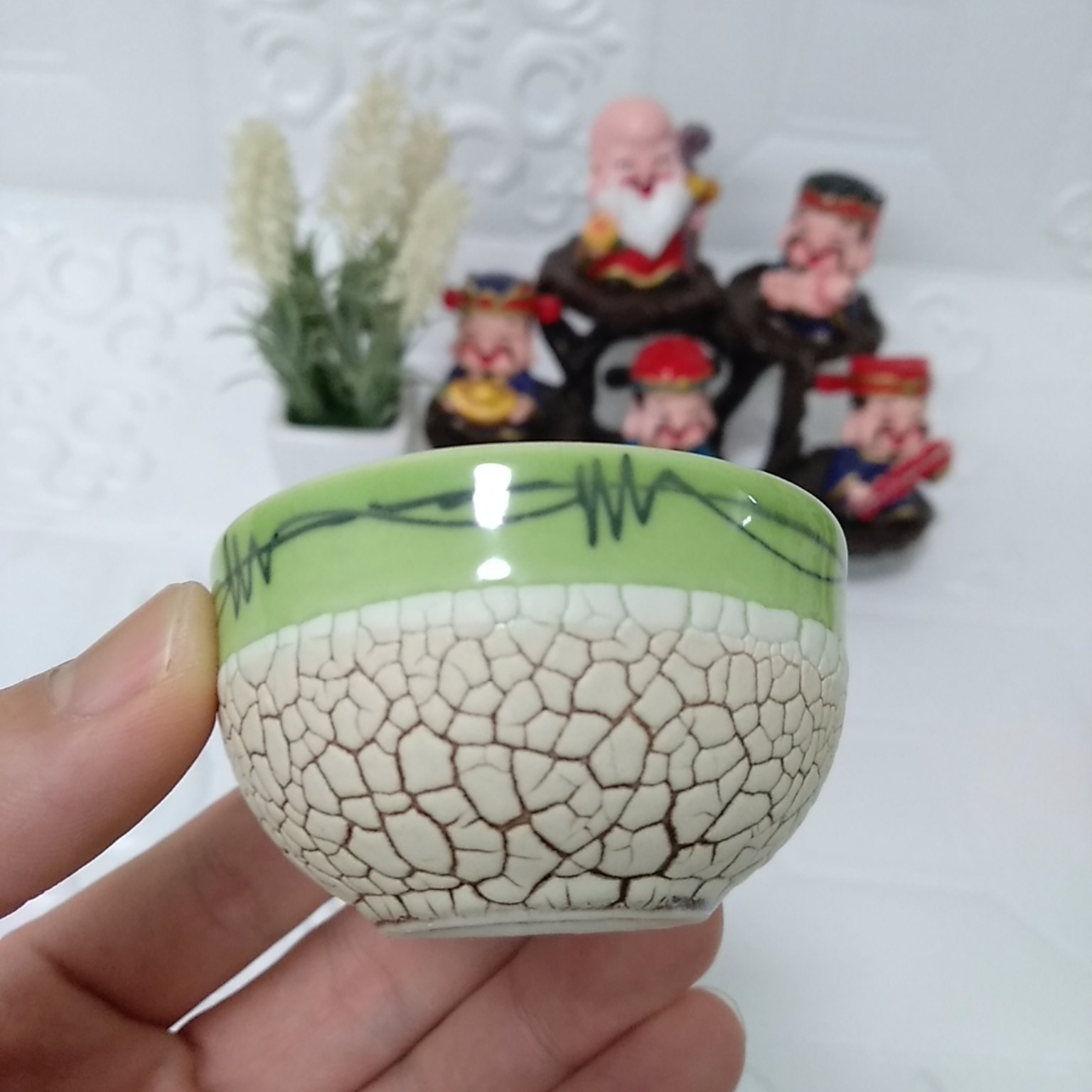 Bộ ấm chén men rạn Bát Tràng RT3 kèm khay tre cao cấp