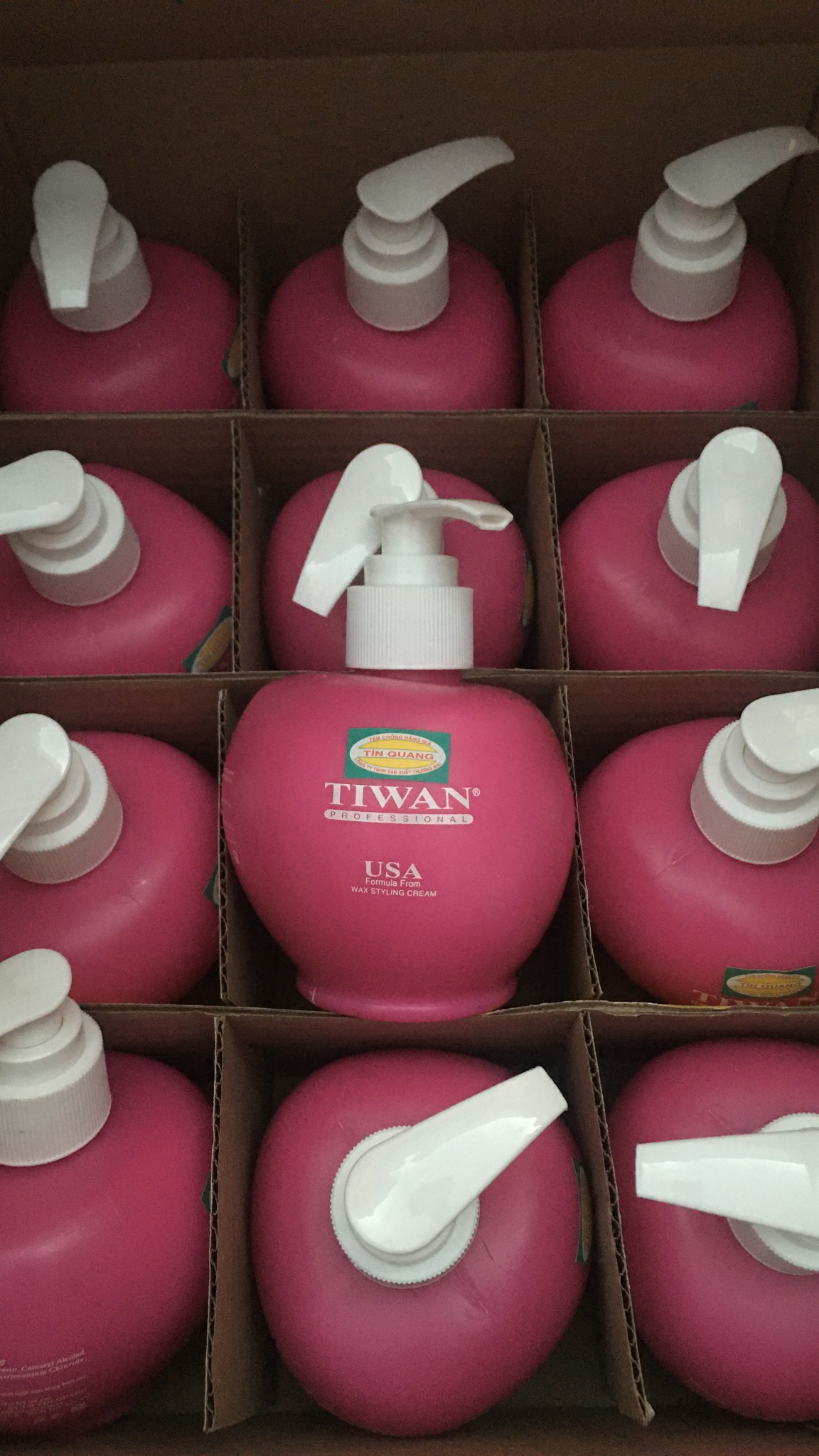 [HCM]Wax tạo nếp tóc uốn tiwan [ wax mềm ]