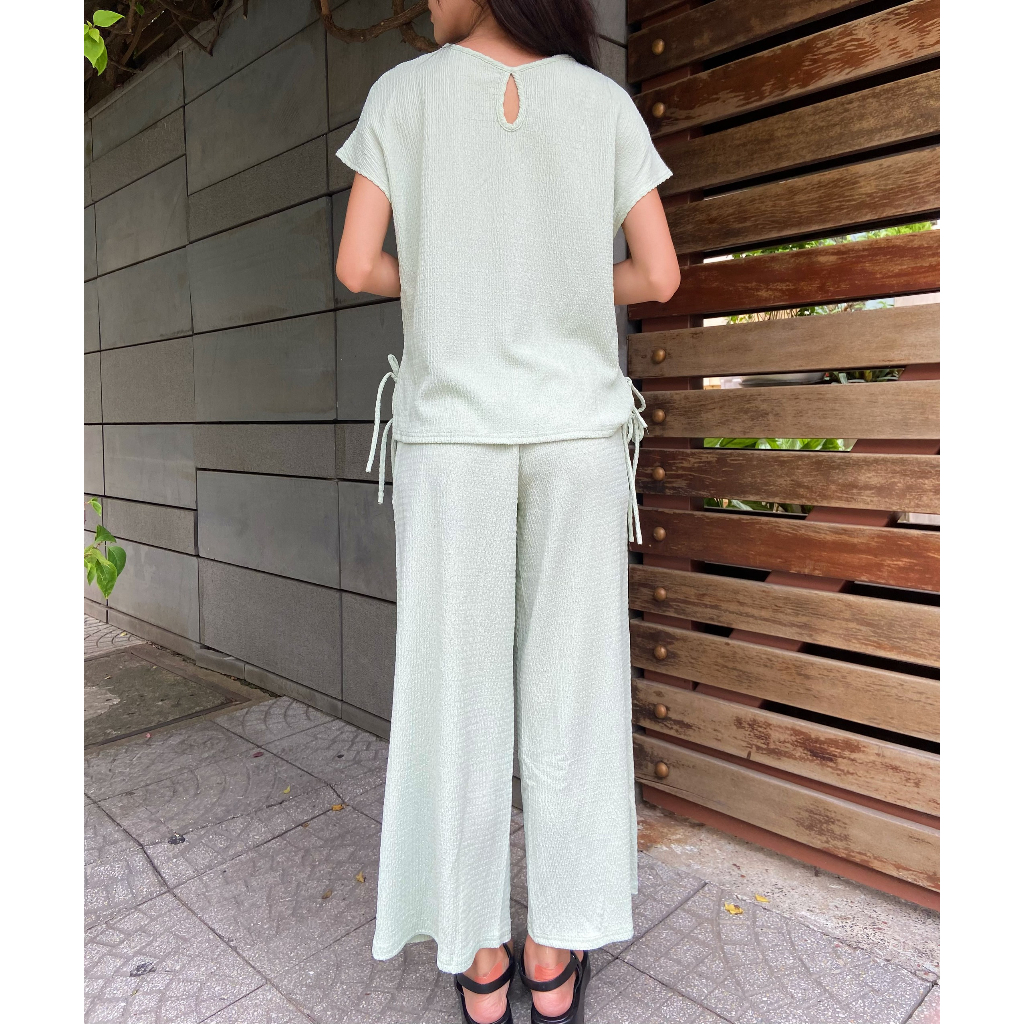 Bộ set quần lửng Màu Tím Mộng Mơ ( Xanh ngọc hết hàng ) - Lovadova 22O07C001