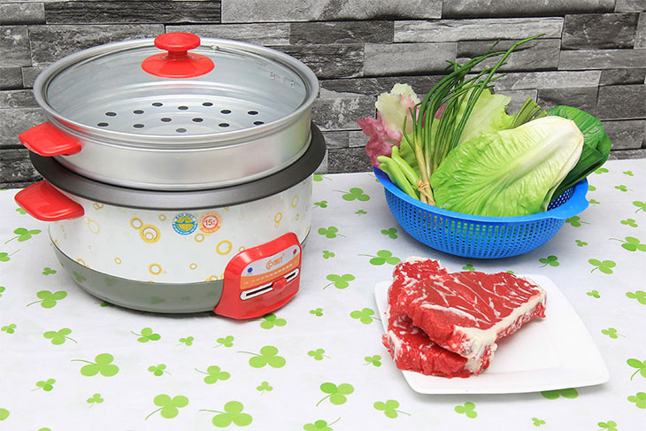 Lẩu điện Comet CM7731 1300W