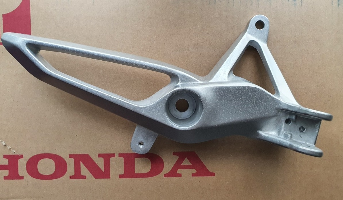 GÁC CHÂN TRƯỚC HONDA WINNER X  BÊN PHẢI