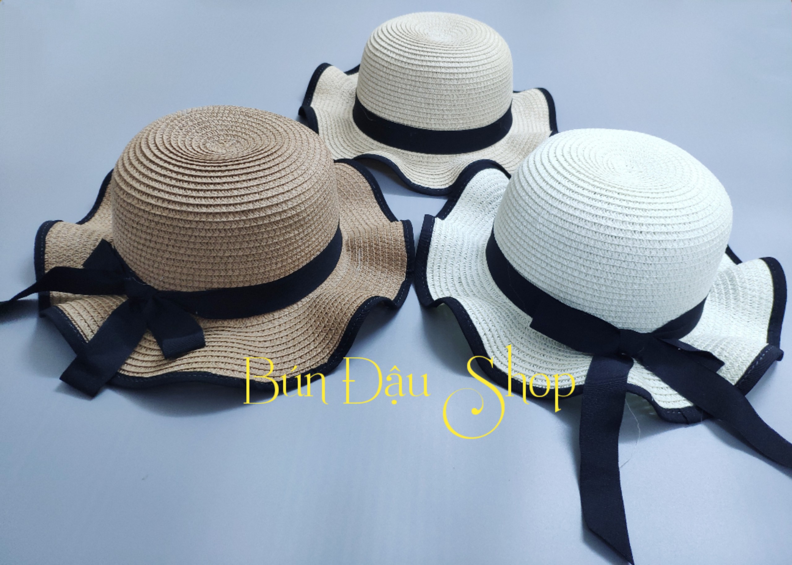 Mũ Cói Vành Sóng Cho Bé Gái (2 - 8 tuổi) <TẶNG 1 Bờm Cài Tóc>
