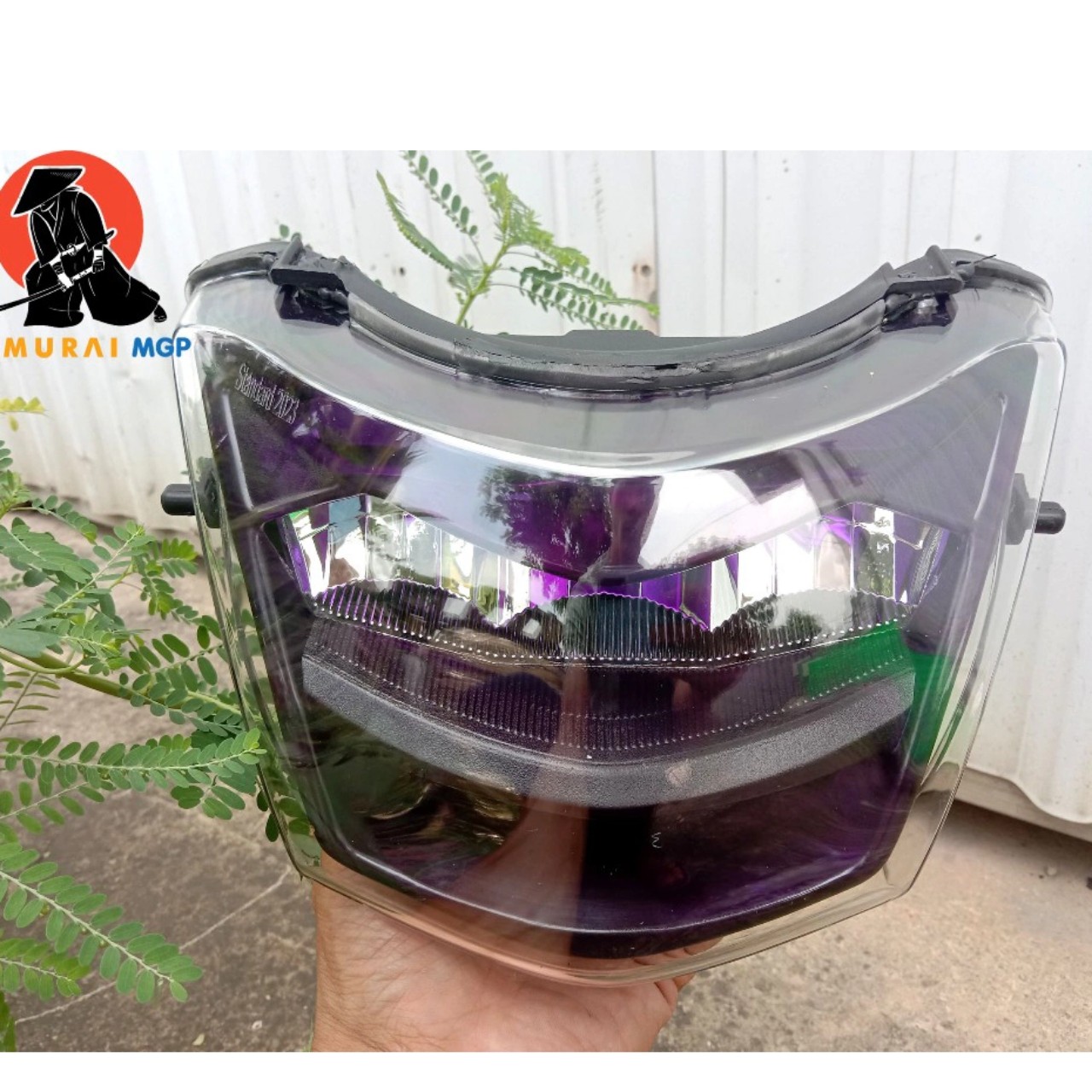 Đèn Pha Suruma Zinpat 2 Tầng Bảo Hành 1 Năm
