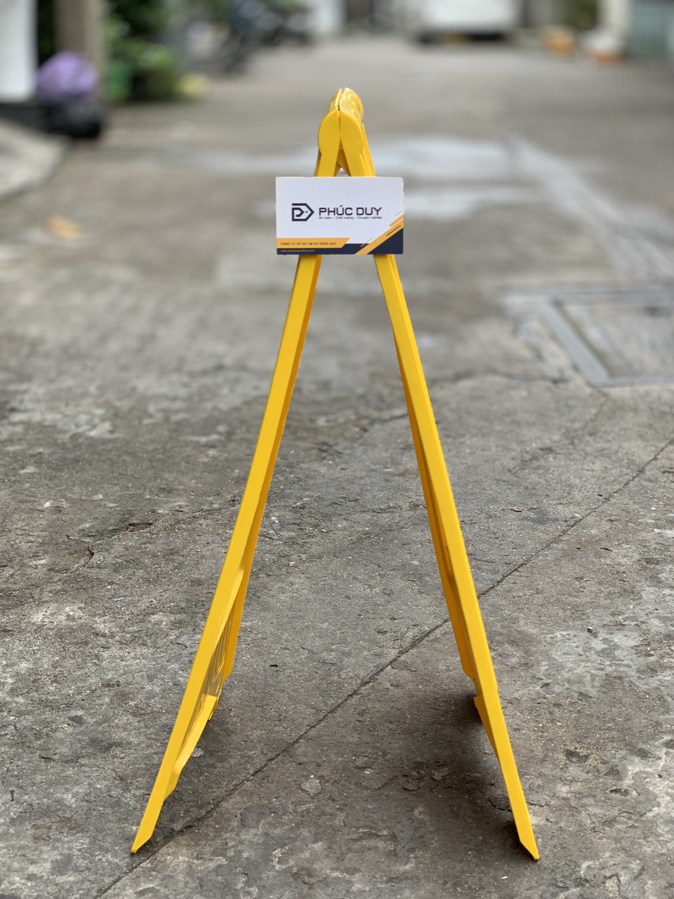 BẢNG CẢNH BÁO ĐANG SỬA CHỮA CHỮ A