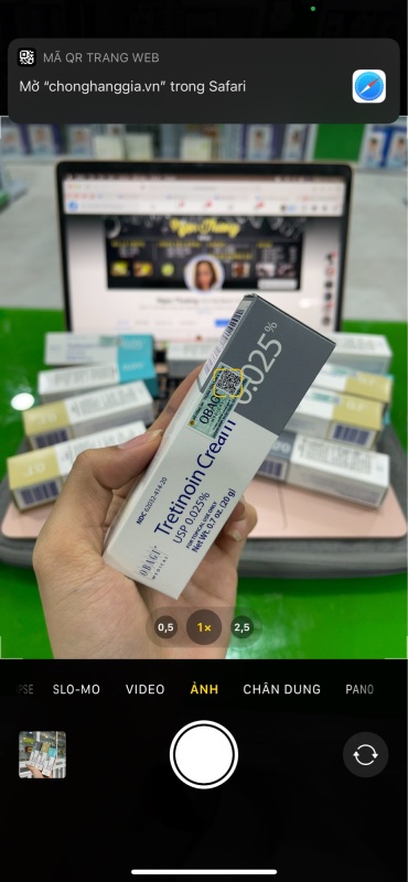 Tretinoin Cream 0.025 0.B.A.G.I giá rẻ