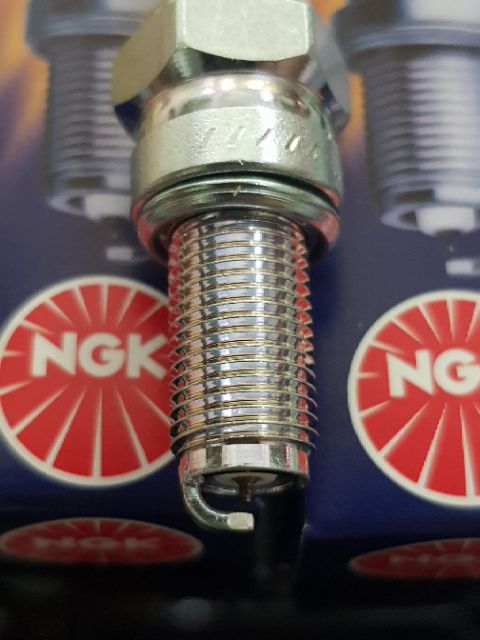 [HCM]BUGI NGK IRIDIUM Dùng Cho Exciter 150 Mã CR8EIX
