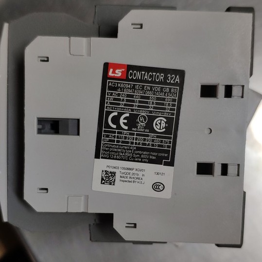 Khởi động từ MC 32A