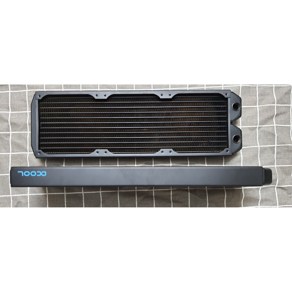 Két làm mát Radiator Alphacool ST30