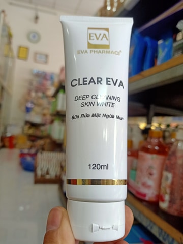 Sữa rửa mặt ngừa mụn - Clear Eva
