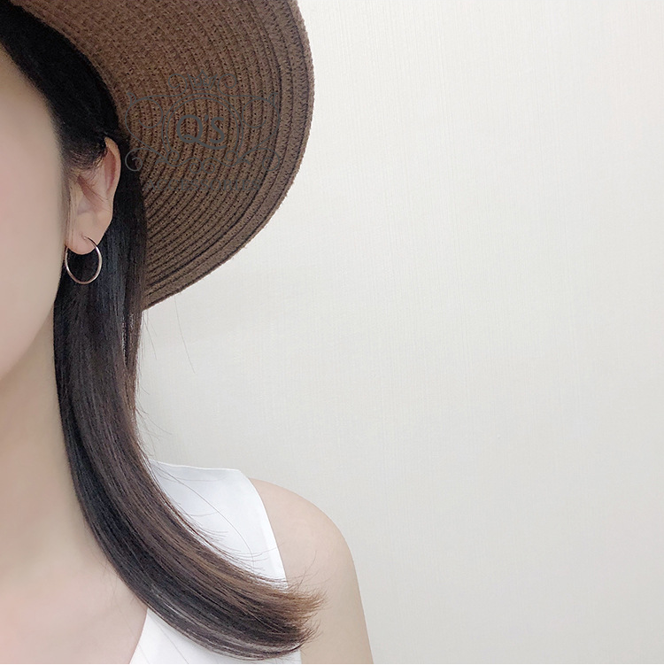 HOOP QA SILVER Earrings