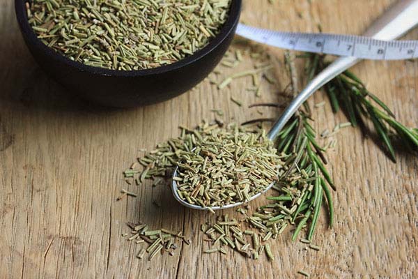 Lá xạ hương Ông Chà Và 110gram (Túi)