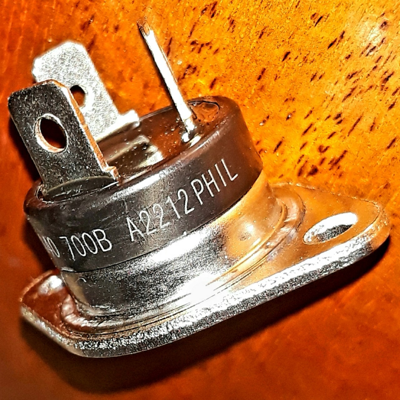 Triac BTA40-700B 40A 700V ( Mã 184 ) BTA 40 – 700B