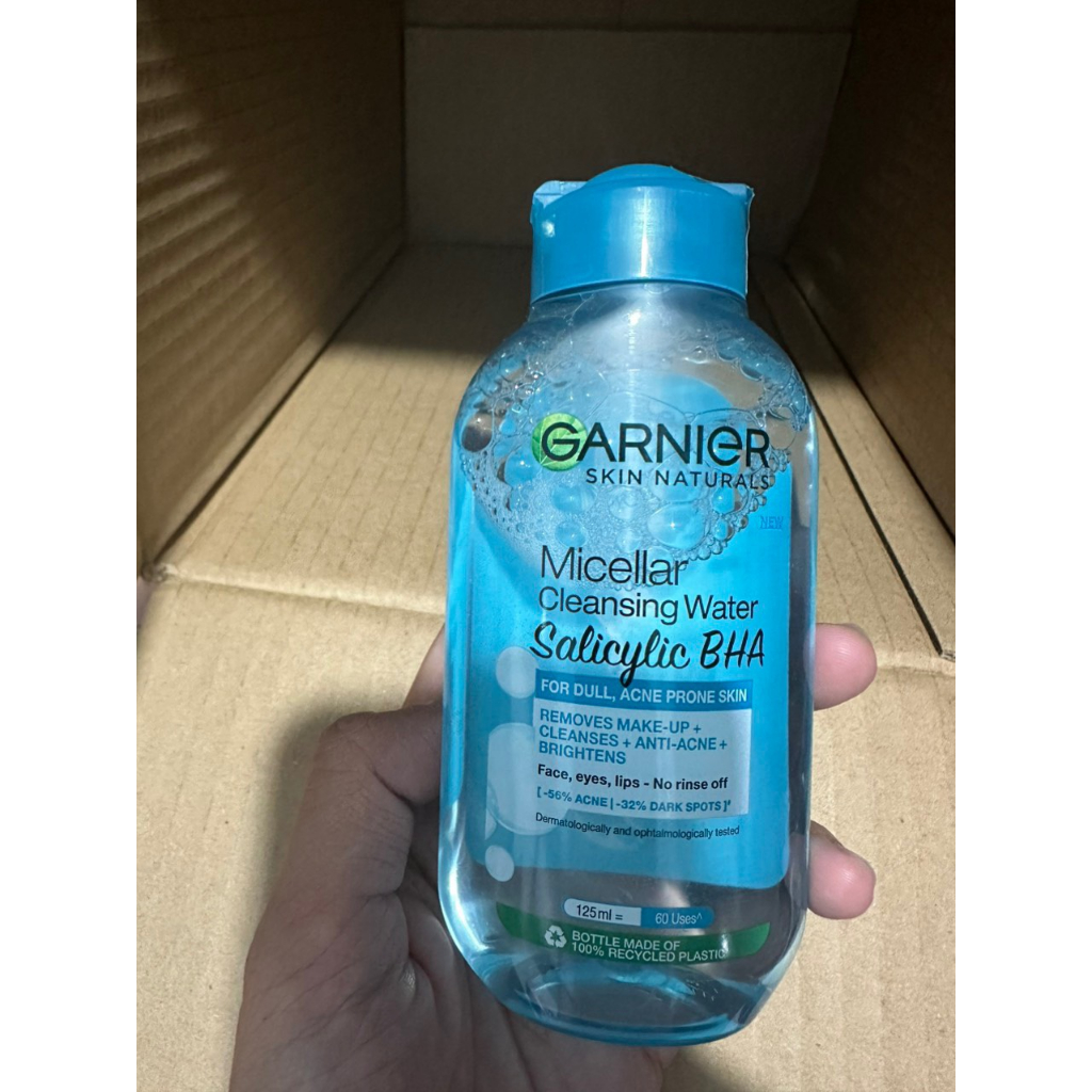 Nước Tẩy Trang Garnier Dành Cho Da Dầu Và Mụn 400ml