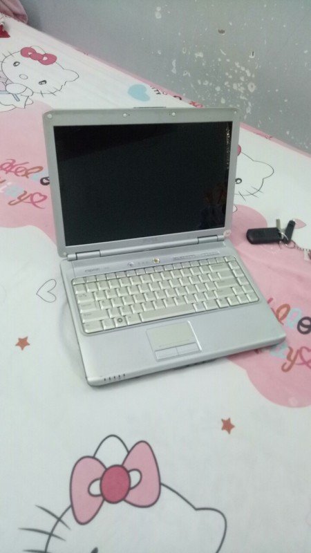 laptop DELL 1420
