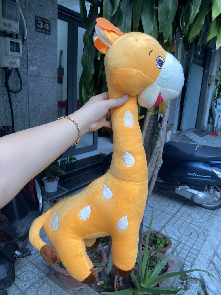 Hươu cao cổ nhồi bông NuviGrow