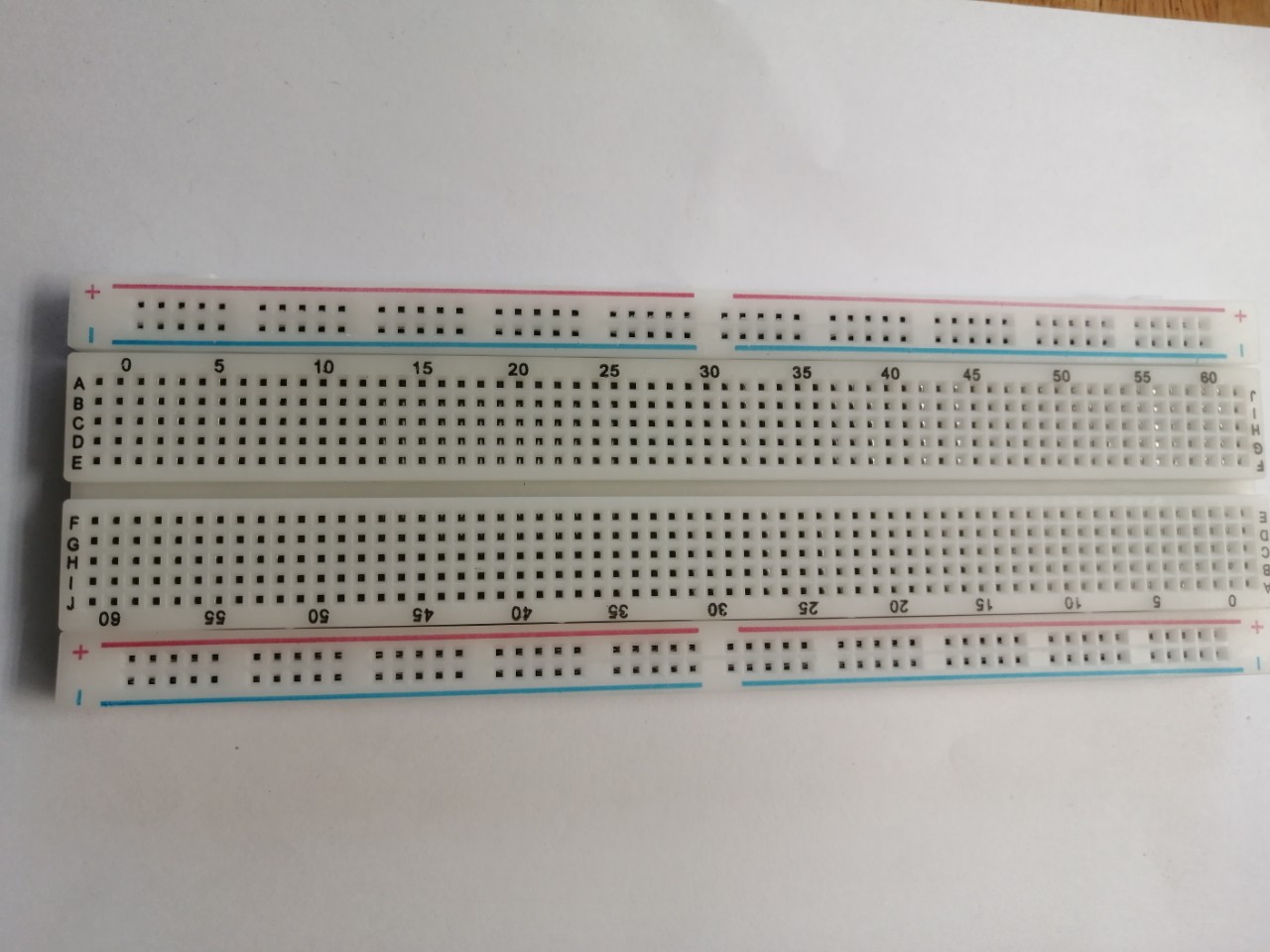 Breadboard cắm 400 lỗ MB-102 (85x55mm)/Breadboard cắm 830 lỗ MB-102 (165x55mm)