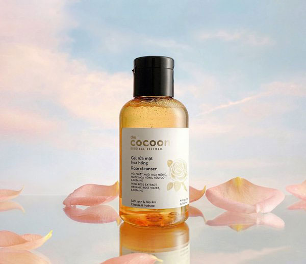 [HCM]Gel rửa mặt hoa hồng cocoon 140ml (rose cleanser)
