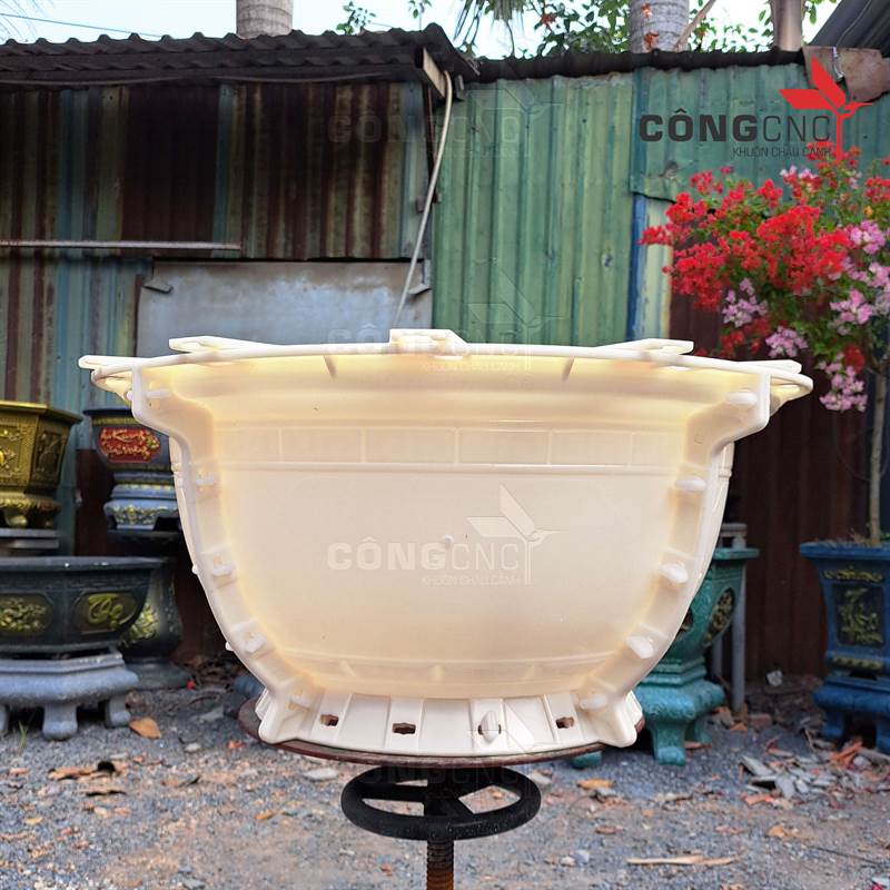 Khuôn Chậu Cảnh Tròn Trơn 60 (Không Hoa Văn)
